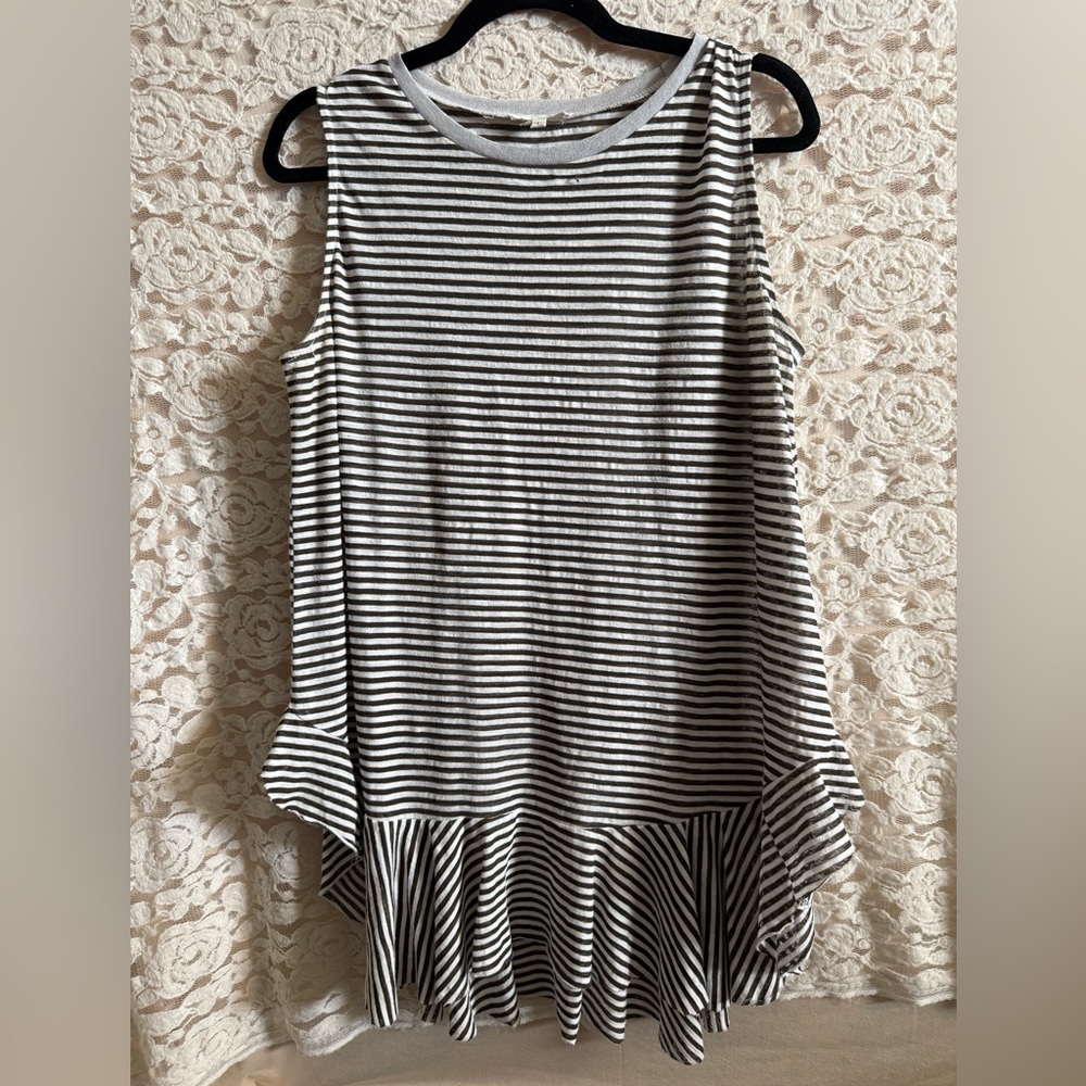 Easel Black and White Striped Sleeveless Top